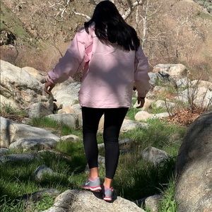 Meet your Posher, Crystal